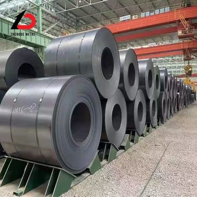 장점 평준화 중국 HRC Ss400/A36 핫 롤 스틸 코일 검은색/오일화/오일화 안정성 정밀 차원